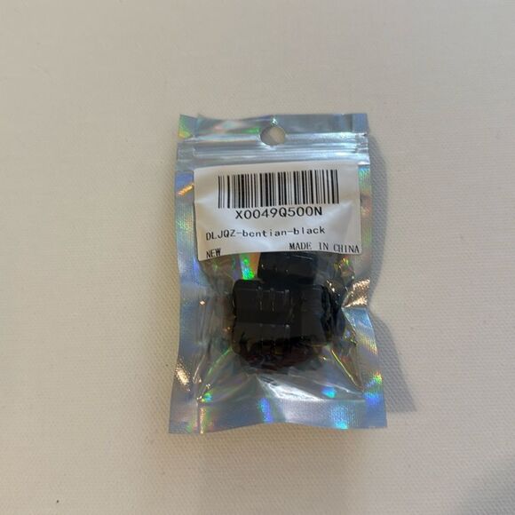 Honda Valve Stem Caps in Black Set of 4 NWT - Picture 4 of 4